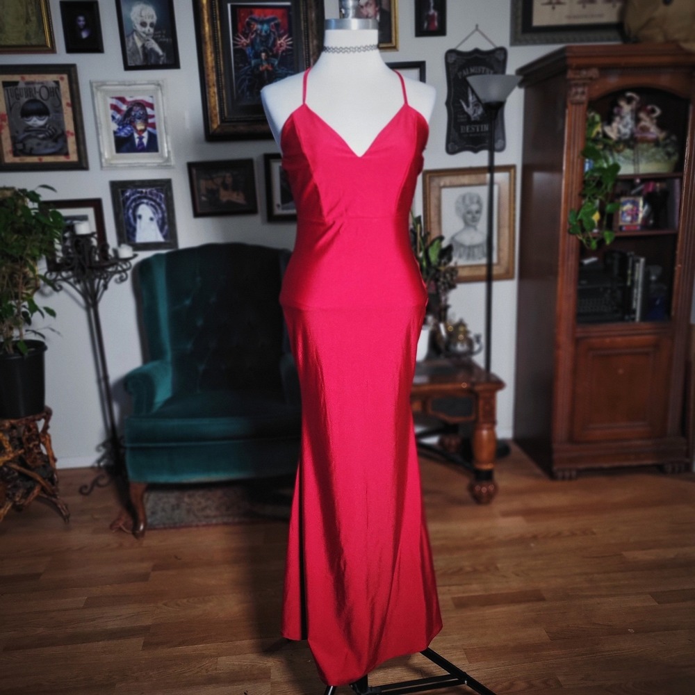 Misty Rose Red Maxi Dress Satin Sexy Jessica Rabbit Style Formal Gown Womens XS